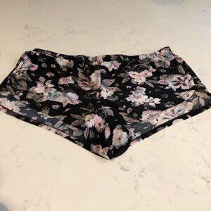 Lingerie Floral Print Polyester Hotty Shorts Black Lt. Pink Sz M - no brand tag
